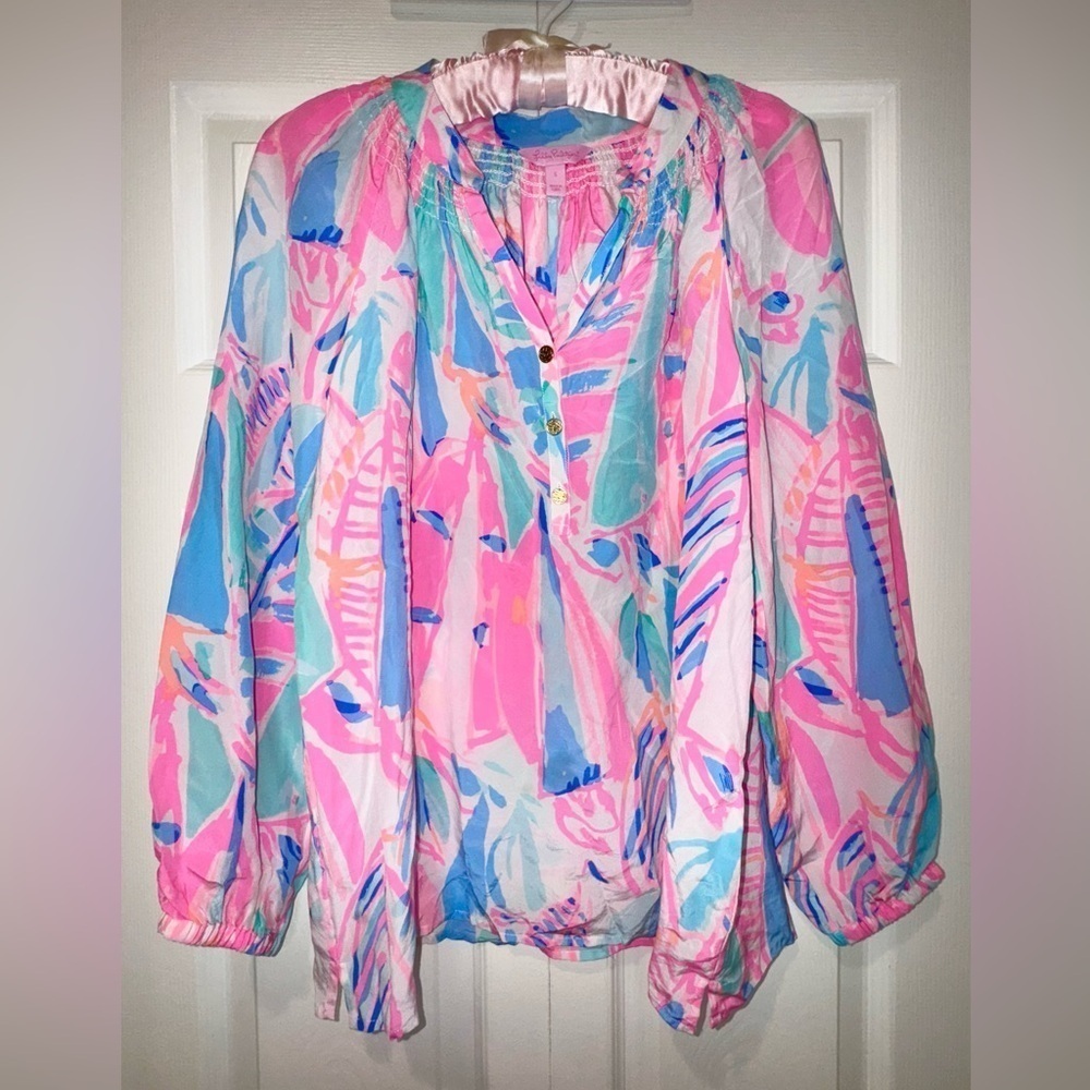 Lilly Pulitzer Elsa “Out To Sea” Top Women’s top Size Small 100% silk EUC